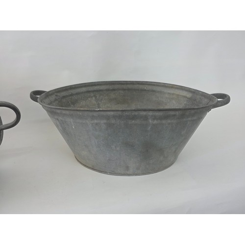 114 - A pair of vintage galvanised metal baths 63cm (L) 35cm (W) 22cm (H)