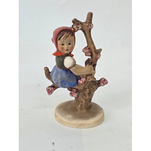 117 - Vintage Hummel Figures, a total of five