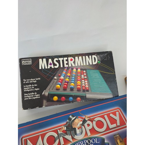 120 - Vintage board games, a good collection to include Monopoly, Cluedo, Mastermind, Table Croquet, Canas... 
