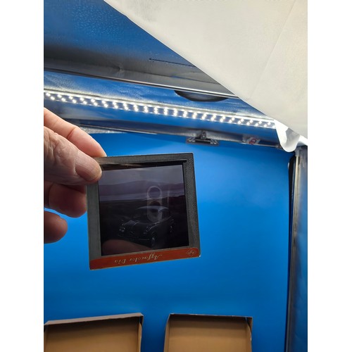 A large collection of vintage 35mm photogrpahic film slides, some ...
