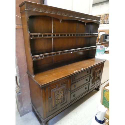 130 - Carved oak dresser (175H 168W 49D cm)