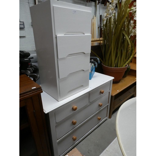 147 - Painted 2 over 2 chest of drawers (73H 104W 50D cm) & painted 4 drawer chest (77H 44W 33D cm)