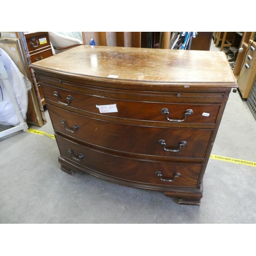 237 - Mahogany 3 drawer bowfront chest (92W 56D 73H cm)