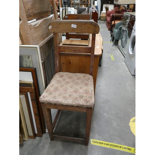 253 - Antique pine chair