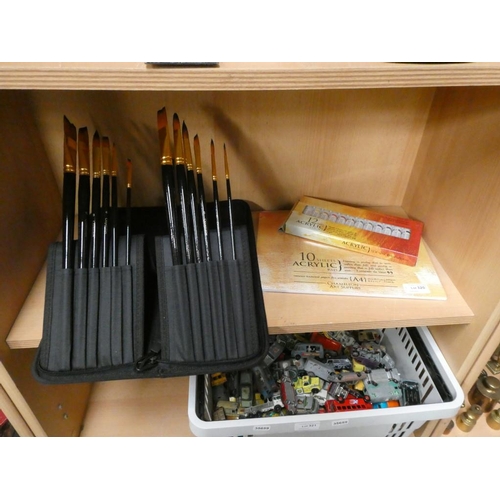 320 - Shelf of artists materials (NEW)