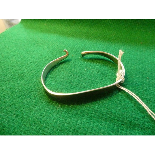 427 - Silver cuff bangle