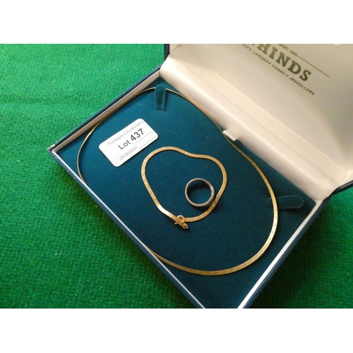 437 - Silver ring size K, 9ct gold necklace with 9ct gold matching bracelet (gold weighing approx. 4.8g)