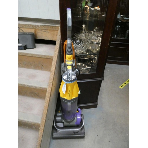 547 - Dyson hybrid DC07