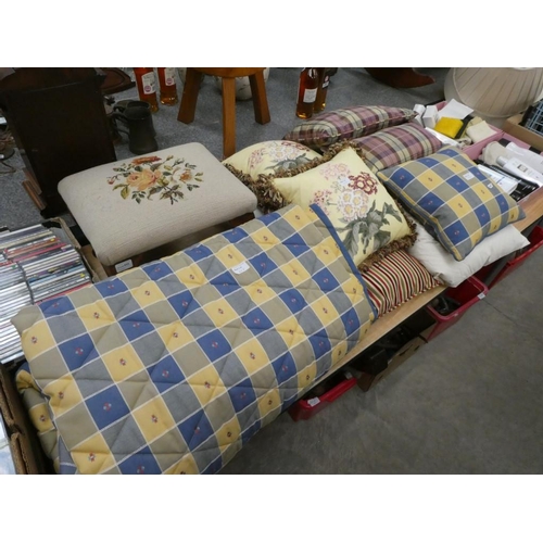 655 - Tapestry topped footstool, collection of scatter cushions & quilted bed throw