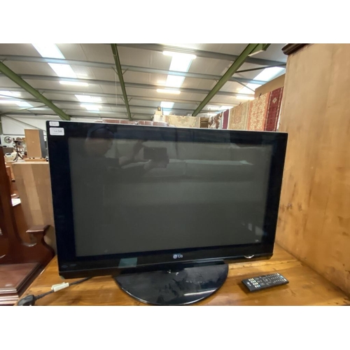 546 - LG 32