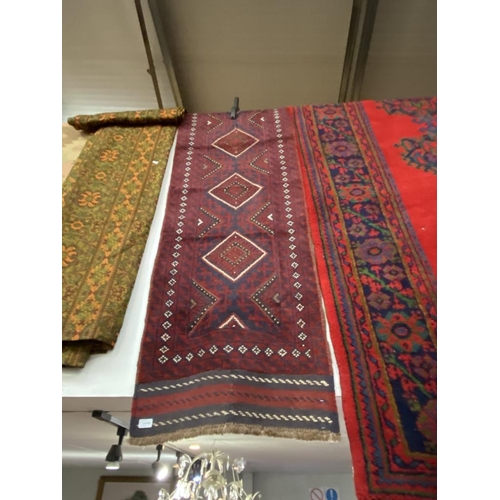 552 - Meshwani runner (253x62cm)