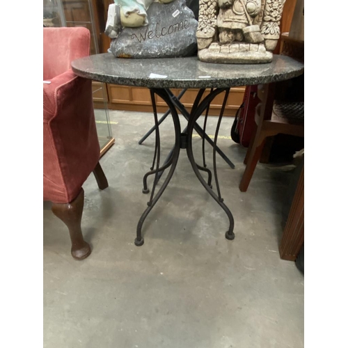 590 - Granite topped circular garden table (72H 80DIAM cm)