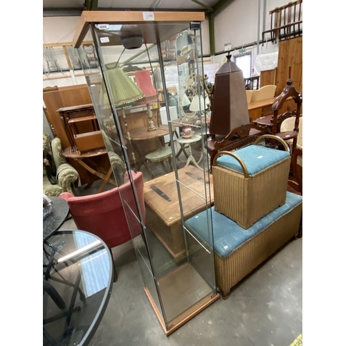 Lot 605       