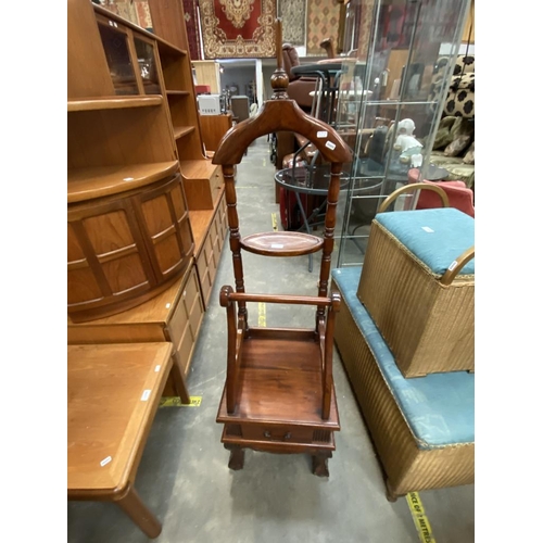 Lot 607       