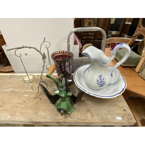 Lot 625       