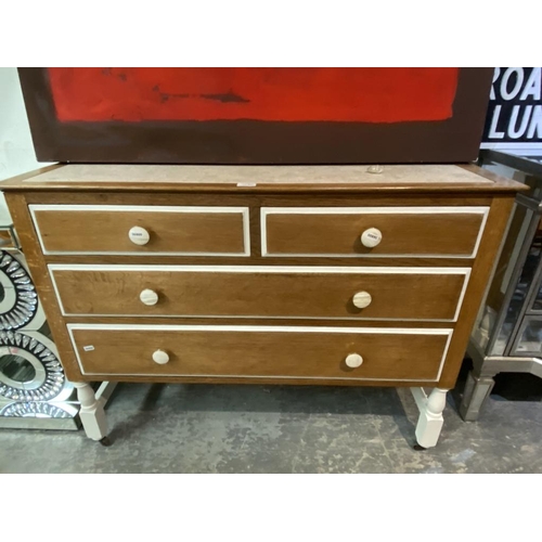 Lot 657       