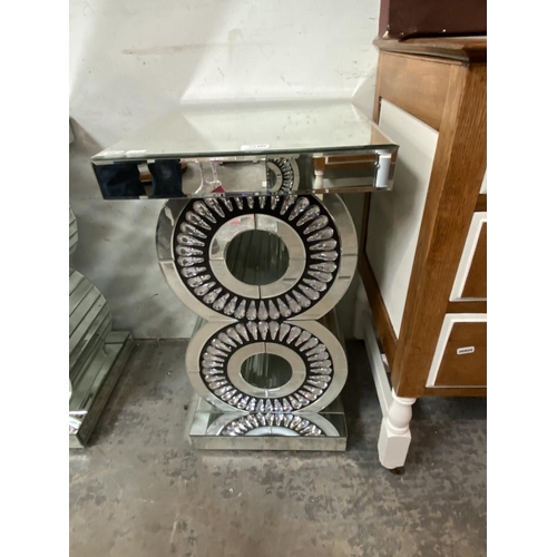 Lot 660       