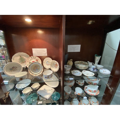 222 - 2 Mixed shelves of pottery inc. Aynsley, Crown Ducal, Wedgwood, Royal Doulton, Spode etc