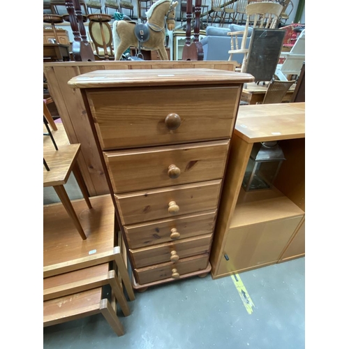 530 - Pine 6 height chest (104H 45W 38D cm)