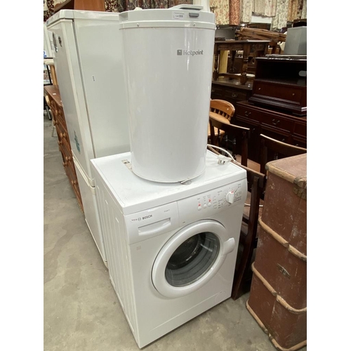 660 - Hotpoint spin drier & a Bosch 1200 washing machine