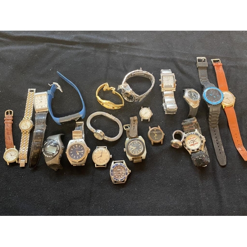 67 - Tub of mixed watches inc. Timex, Lorus, Sekonda etc (some watches as found)