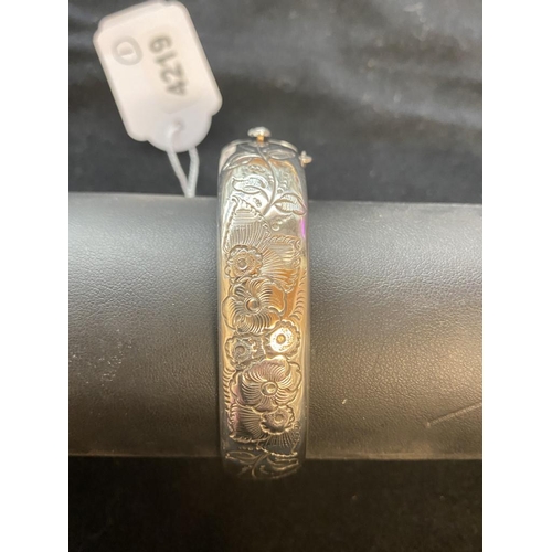 97 - Vintage hallmarked silver bangle