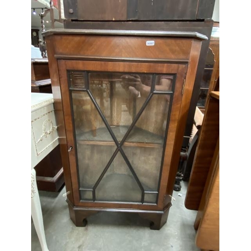 Lot 114       