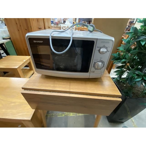 514 - Sharp microwave