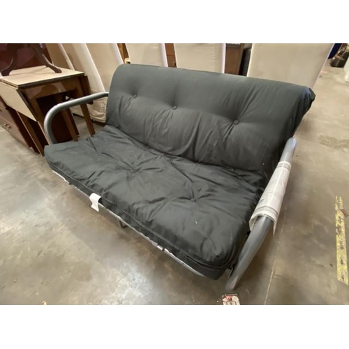 106 - Double metal Futon