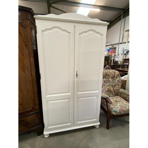 118 - Cream 2 door wardrobe (192H 100W 58D cm)