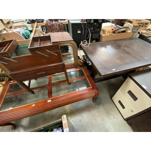183 - Oak draw leaf table (78H 115W 71D cm) & modern mahogany effect coffee table (43H 140W 70D cm)
