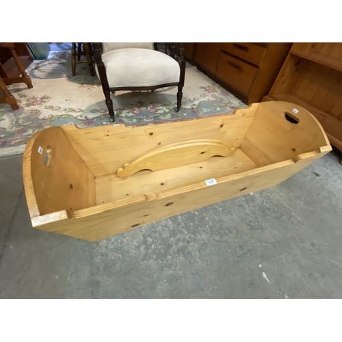 204 - Pine rocking crib (37H 108W 43D cm)