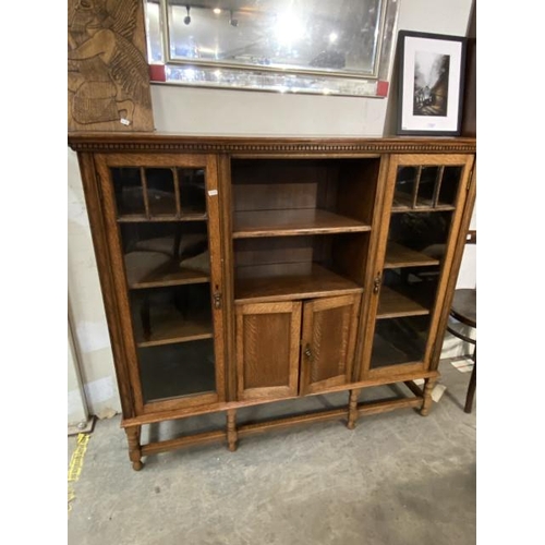 216 - Edwardian oak display cabinet (123H 37W 35D cm)