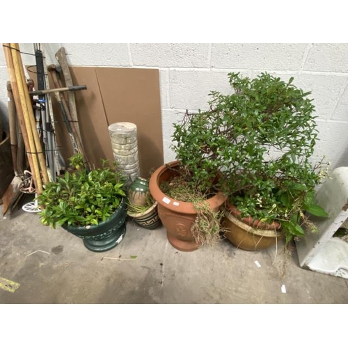 66 - Assorted garden planters