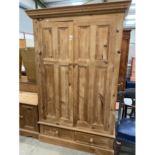 70 - Pine 2 door wardrobe (195H 113W 60D cm)