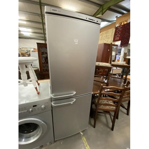 76 - Bosch Exxcel fridge freezer (175H 60W 60D cm)