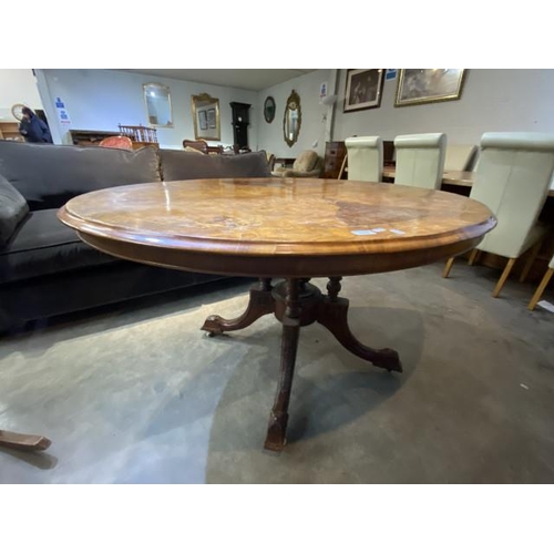 28 - Victorian walnut inlaid oval table (74H 131W 110D cm)