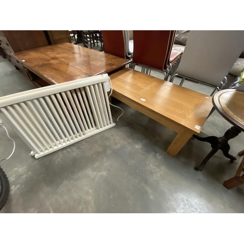 21 - Oak coffee table (40H 100W 50D cm) & 2 Haverland electric radiators (54W 83H cm)