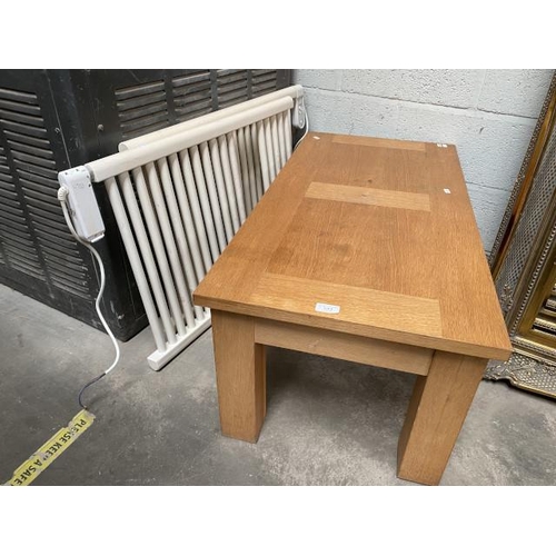 2 - Oak coffee table (40H 100W 50D cm) & 2 Haverland electric radiators (54W 83H cm)