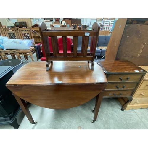 396 - Mahogany Pembroke table (71H 105W 90D cm), mahogany magazine rack, mahogany 3 drawer chest (70H 46W ... 