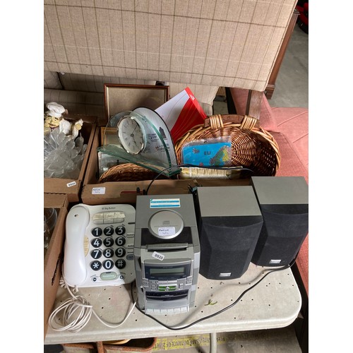 424 - Collection of pottery, glassware, kitchenalia, telephone, mantle clock, Matsui music system (MCH761)... 