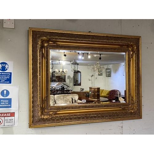 Gilt framed bevel edged wall mirror (109 x 83 cm)