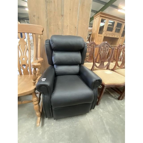 175 - Oak Tree mobility rise & recline black leather electric chair (74W cm)