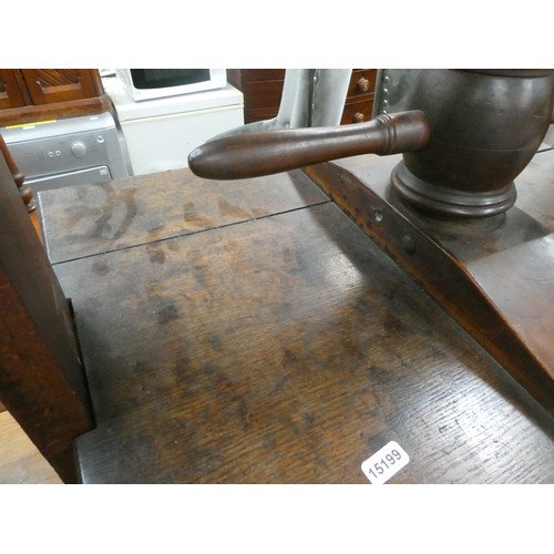 226 - Georgian mahogany book press (60H 62W 39D cm)