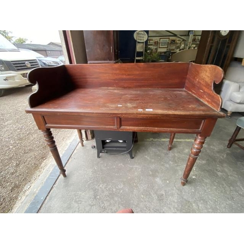 219 - Victorian mahogany wash stand (98H 125W 56D cm) - From a country estate in Alnwick