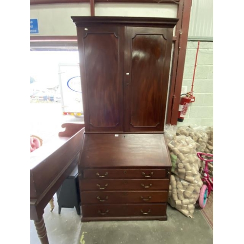 220 - Georgian mahogany bureau bookcase (212H 97W 54D cm)