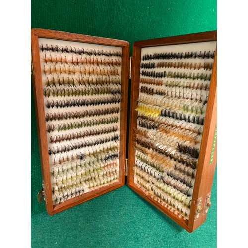 381 - 6 Cases of fishing flies, 3 fishing fly brooches, cased Hardy 