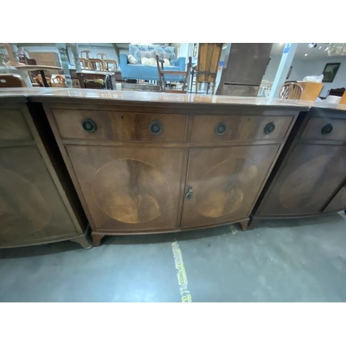 24 - Mahogany bow fronted 2 door sideboard (85H 107W 49D cm)