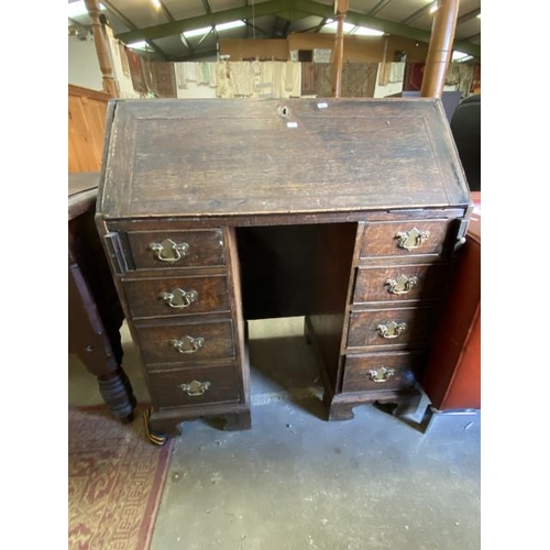 264 - Georgian oak bureau (107H 94W 51D cm)