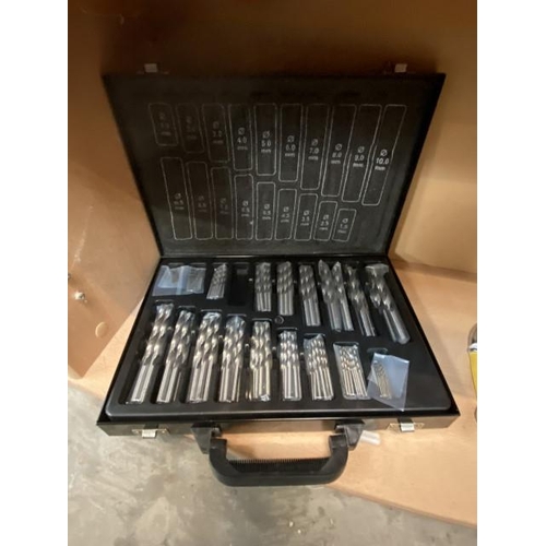 320 - 170 Piece HSS drill selection